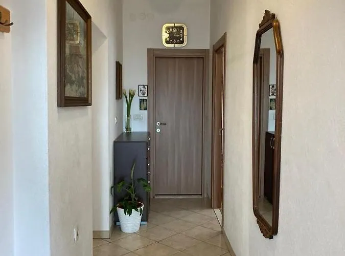 Retro Stone, Split
